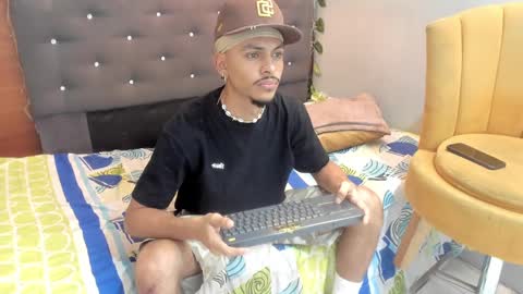 Snapshot of jordan_love7 chatting on 02.17.25 jordan online show from 02.17.25