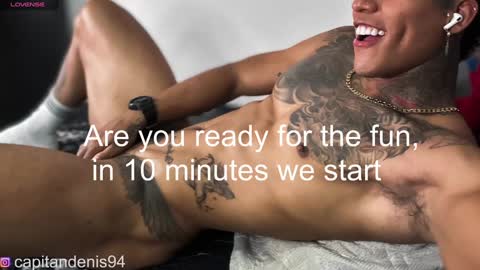 Snapshot of jordandenis17 chatting on 01.21.25    Schedule   3 pm - 10pm   OfflineTuesday and Wednesday online show from 01.21.25