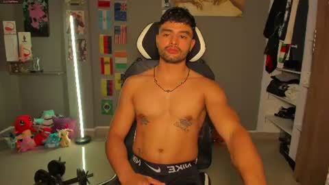 Snapshot of jordanrossie chatting on 07.17.26 JordanRossie online show from 07.17.26