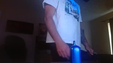 Snapshot of jordanshea233 chatting on 09.15.25 jordanshea233 online show from 09.15.25