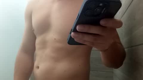 jorgelatino1919 online show from 02.22.26