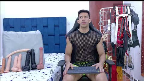 Snapshot of jose_rumbero91 chatting on 05.28.26 jose_rumbero91 online show from 05.28.26