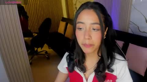 Snapshot of joselyn_tay chatting on 06.19.26 Joselyn online show from 06.19.26