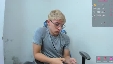 Snapshot of joseph_brown_ chatting on 12.06.24 JOSEPH BROWN online show from 12.06.24