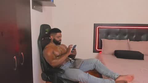 joseph palacios online show from 09.12.25