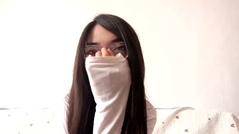 Snapshot of josephinepantle chatting on 05.07.26 Kama online show from 05.07.26
