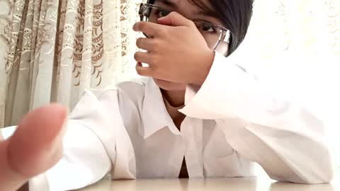 Snapshot of josephinepantle chatting on 05.18.26 Kama online show from 05.18.26
