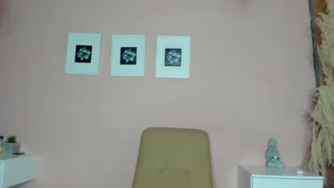 Snapshot of josephinesmiths chatting on 01.03.25 josephinesmiths online show from 01.03.25