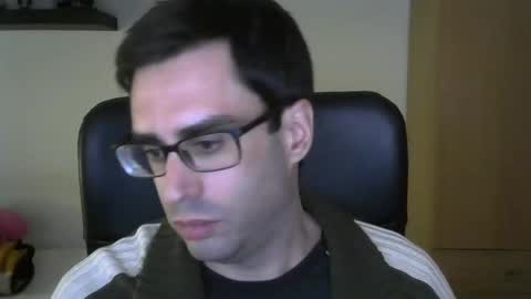 Snapshot of josevd chatting on 12.10.24 Jose online show from 12.10.24