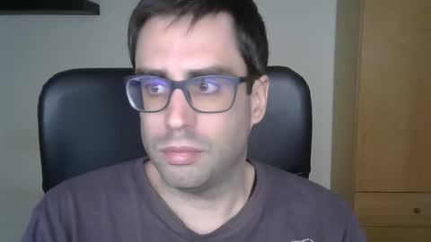 Snapshot of josevd chatting on 11.15.25 Jose online show from 11.15.25