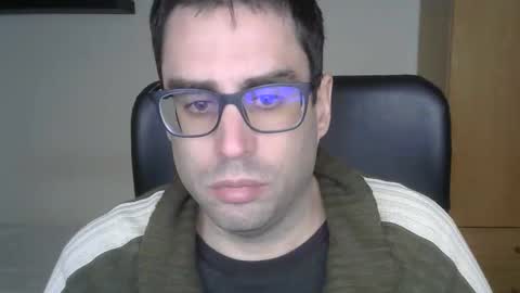 Snapshot of josevd chatting on 01.11.26 Jose online show from 01.11.26