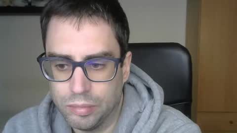 Snapshot of josevd chatting on 01.19.26 Jose online show from 01.19.26