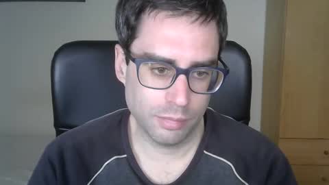 Snapshot of josevd chatting on 02.20.26 Jose online show from 02.20.26