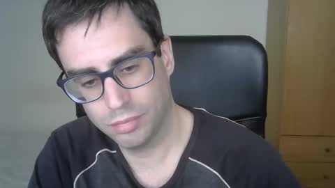Snapshot of josevd chatting on 05.09.26 Jose online show from 05.09.26
