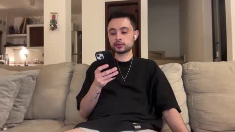 Snapshot of josezaens_ chatting on 09.21.25 josezaens_ online show from 09.21.25