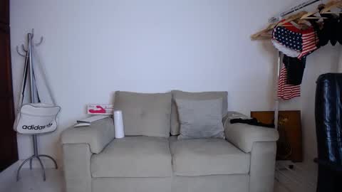 Snapshot of josezaens_ chatting on 10.20.25 josezaens_ online show from 10.20.25