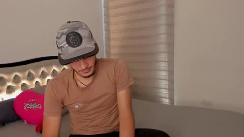 Snapshot of josh_and_dilany chatting on 02.18.25 Dilany Josh online show from 02.18.25