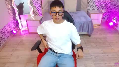 Snapshot of josh_tay chatting on 05.22.26 JOSH online show from 05.22.26