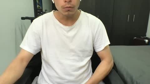 Nicolas online show from 02.26.25