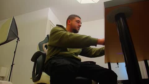 JoshKnight online show from 10.06.25