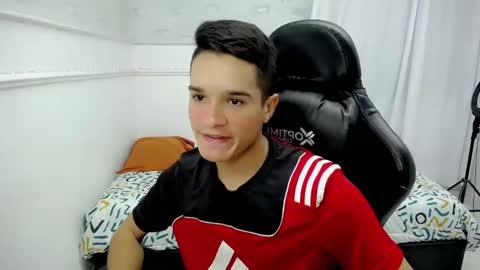 Snapshot of joshua_21l chatting on 12.13.24 joshua online show from 12.13.24