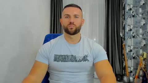 Snapshot of joshuamuscle69 chatting on 01.19.25 joshuamuscle69 online show from 01.19.25