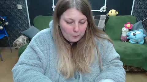 Snapshot of josiesun771 chatting on 02.16.25 josiesun771 online show from 02.16.25