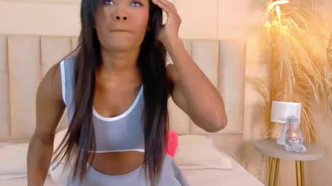 Snapshot of josselynbrown chatting on 05.03.26 Joss online show from 05.03.26