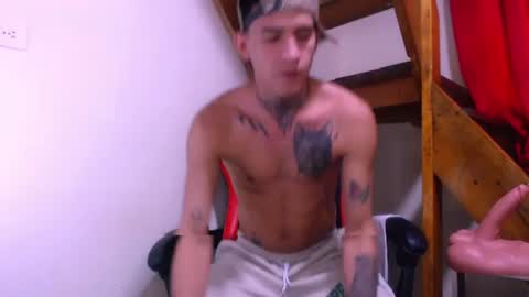 josue_linares online show from 04.12.26