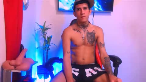 Snapshot of josue_linares chatting on 05.14.26 josue_linares online show from 05.14.26