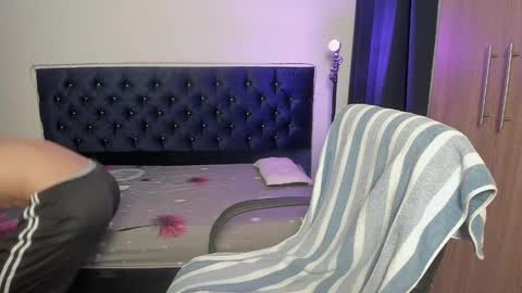 josy online show from 04.22.26