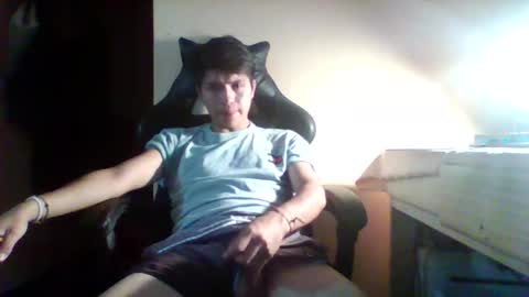 Snapshot of jovenlindo2002 chatting on 12.02.25 Fran online show from 12.02.25