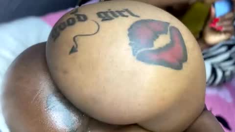 Snapshot of joyslim1 chatting on 03.03.25 Butterflyass online show from 03.03.25