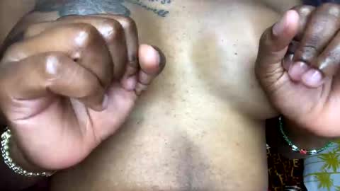 Snapshot of joyslim1 chatting on 10.13.25 Butterflyass online show from 10.13.25