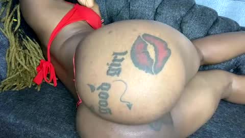 Snapshot of joyslim1 chatting on 02.04.26 Butterflyass online show from 02.04.26