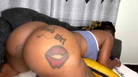 Butterflyass online show from 03.13.26