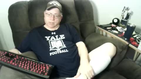 jpmel99 online show from 11.27.25