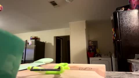 Snapshot of jr_is_back chatting on 03.12.25 Assholelover online show from 03.12.25