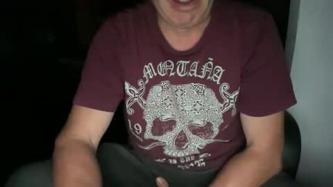 Snapshot of jraiven chatting on 03.08.25 Soy Rai online show from 03.08.25