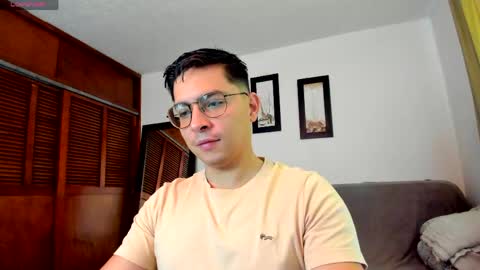 Snapshot of jriizh chatting on 05.03.26 Cristian- tellme Criis online show from 05.03.26