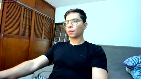 Snapshot of jriizh chatting on 05.31.26 Cristian- tellme Criis online show from 05.31.26