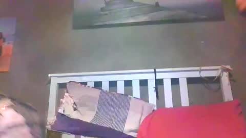 Snapshot of jrkfurnitureinstallations chatting on 05.08.26 Naughty Couple online show from 05.08.26