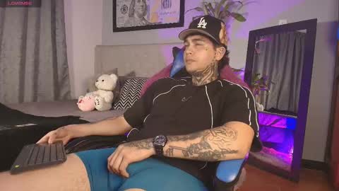 juan_alvarez18 online show from 02.21.26