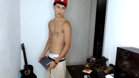 JuanDa online show from 03.04.25