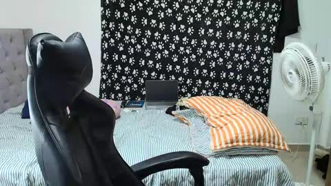 juan_gomez_1 online show from 11.01.25