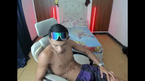 Snapshot of juan_mhata chatting on 04.28.26 Juan Mhata online show from 04.28.26