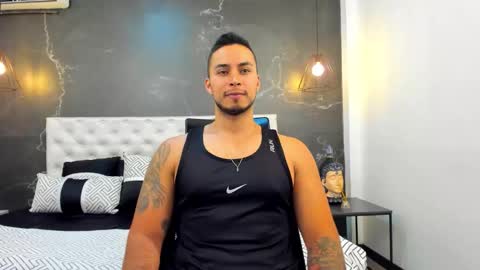 Snapshot of juan_muscle chatting on 11.09.25 juan_muscle online show from 11.09.25