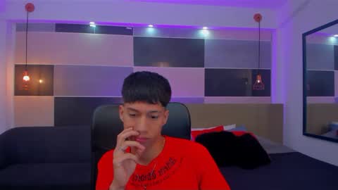 JuanSteven online show from 01.04.25