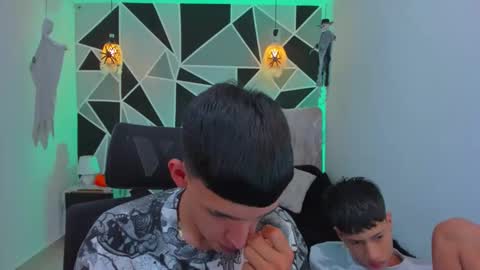 JuanSteven online show from 10.29.25