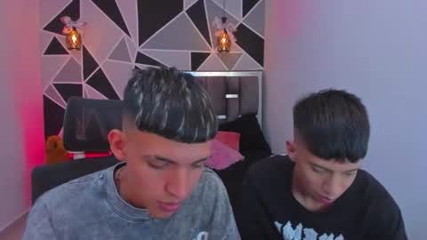 Snapshot of juan_nd_steven chatting on 02.11.26 JuanSteven online show from 02.11.26